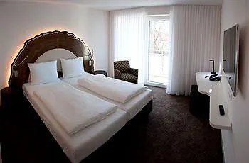 Hotel Taome Feng Shui Stadthotel Breisgau 3*