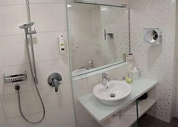 Taome Feng Shui Stadthotel Breisgau