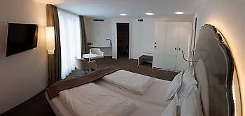 Hotel Taome Feng Shui Stadthotel Breisgau 3*